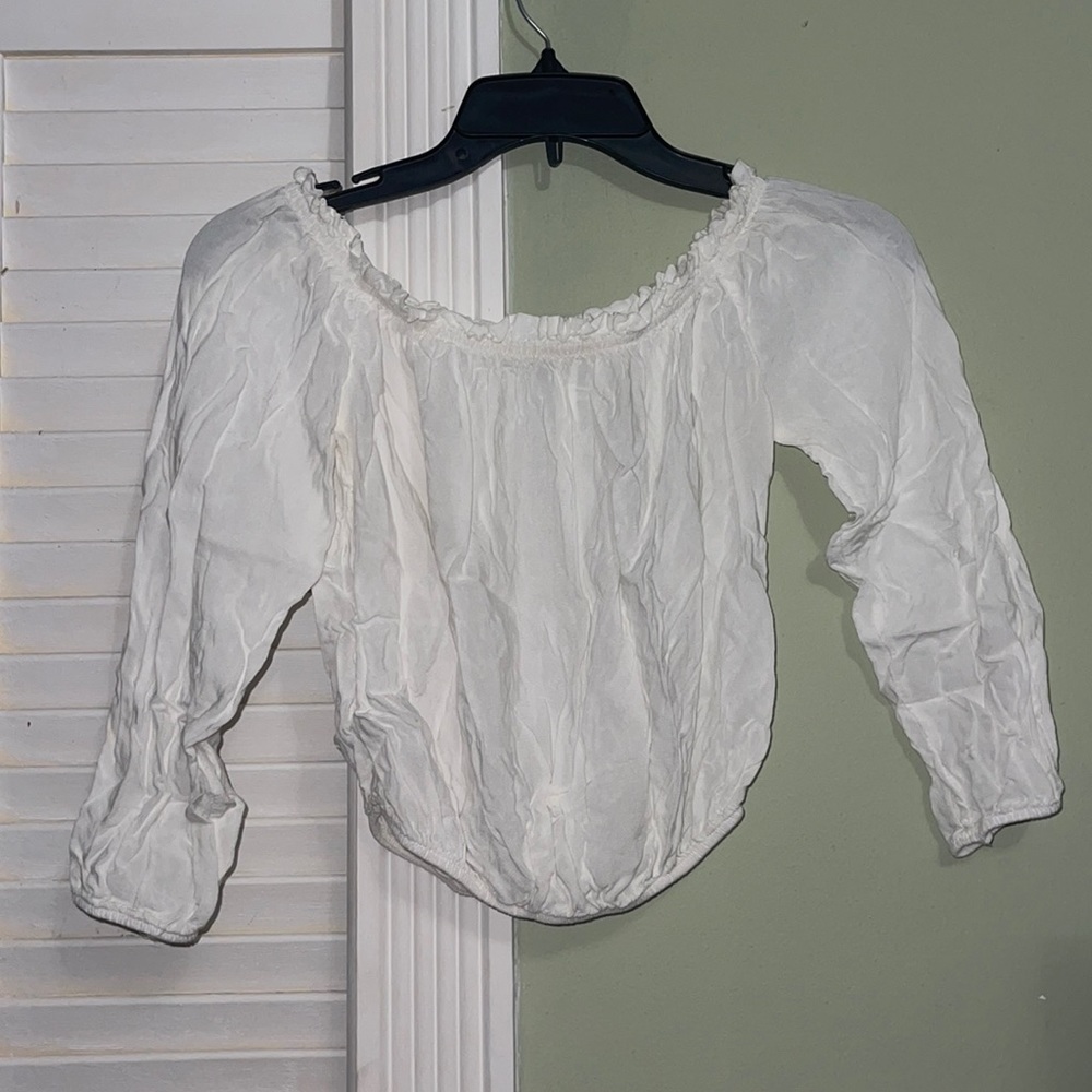 Brandy Melville long sleeve off the shoulder!